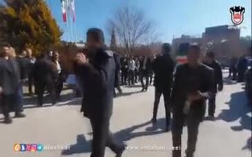 ویدیو: حضور گسترده کارکنان ذوب‌آهن اصفهان در مراسم تشییع سردار شهید حاج عباس طغیانی
