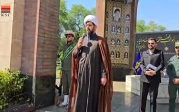 ویدیو: غبار روبی و عطر افشانی مزار مطهر شهدای گمنام در شرکت فولاد خوزستان توسط کارکنان یگان حفاظت ذوالفقار