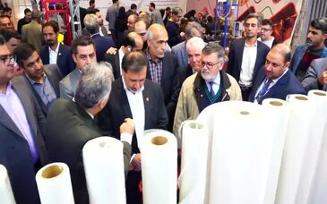 ویدئو:  اولین روز  هفدهمین نمایشگاه  سنگ ،معادن ،ماشین الات و صنایع وابسته اصفهان