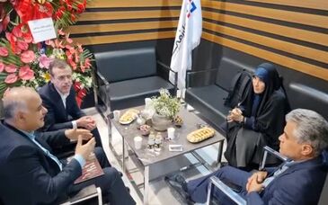 ویدیو: شرکت دانش بنیان گسترش فناوری خوارزمی و سومین روز بیست و یکمین نمایشگاه بین المللی متالورژی ( ایران متافو )