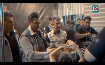 ویدیو: موکب شرکت پارس فولاد سبزوار در مسیر بدرقه زائران امام شهید امت


