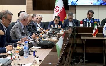 ویدئو: وزیر صمت در جمع فعالان اقتصادی

