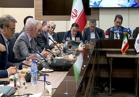 ویدئو: وزیر صمت در جمع فعالان اقتصادی

