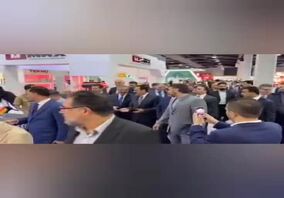 ویدیو: حضور سرکنسول ایران و استاندار اربیل در غرفه چادرملو