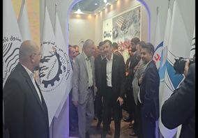 بازدید رئیس هیأت عامل ایمیدرو از غرفه چادرملو در نمایشگاه فولاد کیش