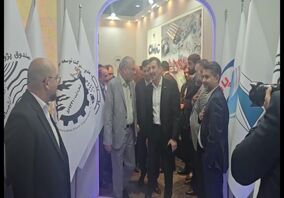 بازدید رئیس هیأت عامل ایمیدرو از غرفه چادرملو در نمایشگاه فولاد کیش